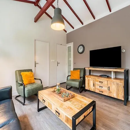 Tranquil Holiday In With Barrel Sauna Epe